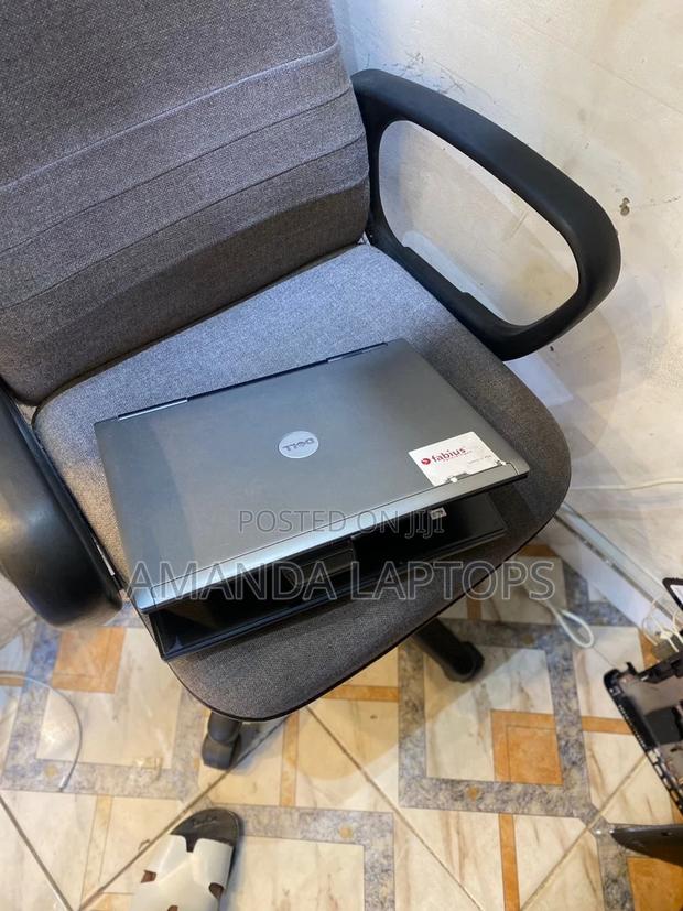 New Laptop Dell Latitude D620 4GB Intel Core 2 Duo HDD+SSD 160GB · Photo 4