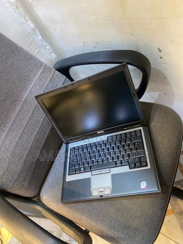 New Laptop Dell Latitude D620 4GB Intel Core 2 Duo HDD+SSD 160GB · Photo 1