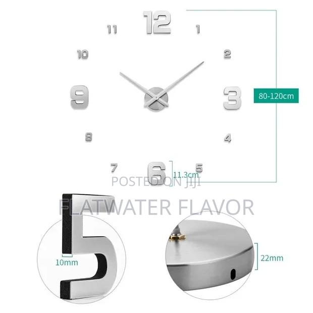 Modern Luxury Wall Clock · Photo 5