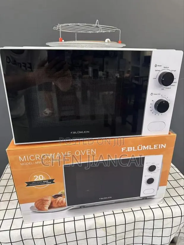 20L Microwave Oven With Grill · Photo 1