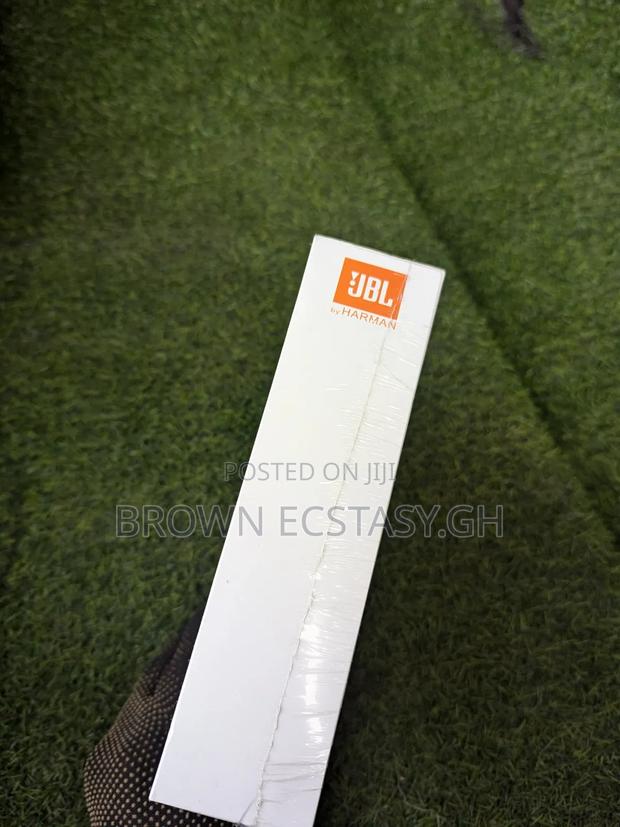 JBL J-9 Superbass Headphones · Photo 3