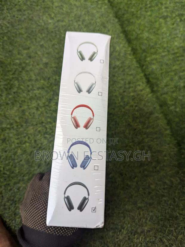 JBL J-9 Superbass Headphones · Photo 4