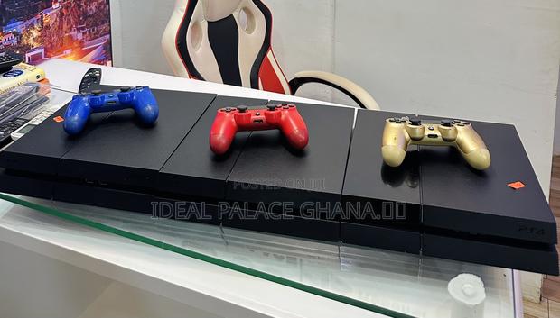 Ps4 Standard With 5 Latest Free Games · Photo 3