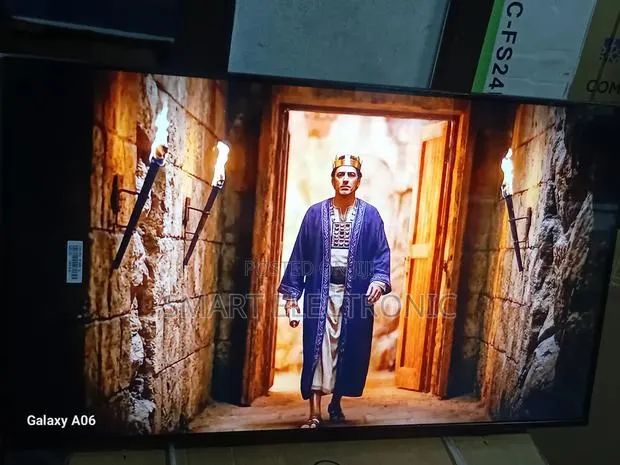 Samsung 43-Inch Advanced Smart Led Tv · Photo 1