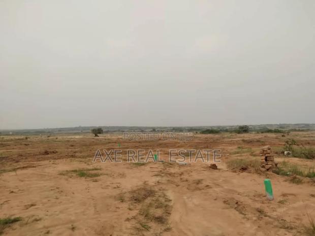 Genuine Papers on Plots at Prampram Beach Lane · Photo 1
