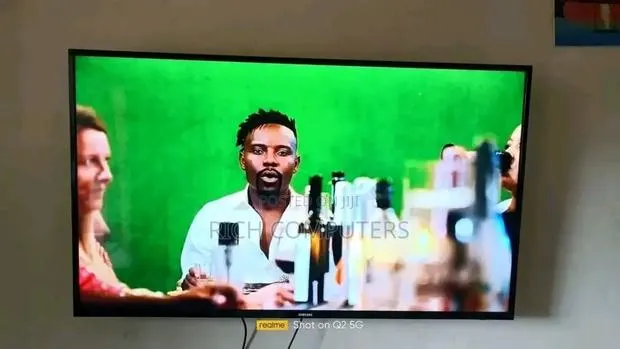 42inches Smart Tv · Photo 1