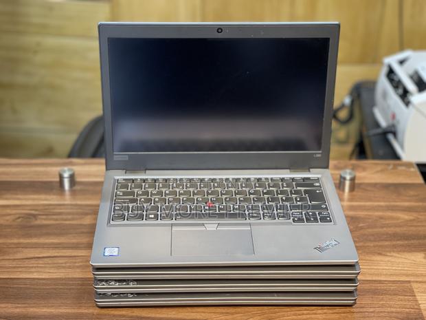 Laptop Lenovo ThinkPad L380 8GB Intel Core I5 SSD 256GB · Photo 5