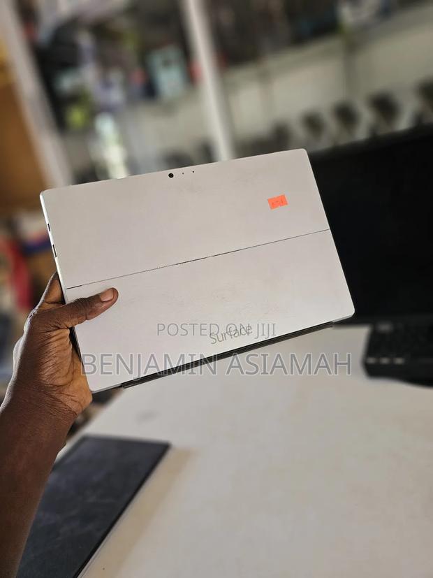 Laptop Microsoft Surface 3 4GB Intel Core i5 SSD 128GB · Photo 3