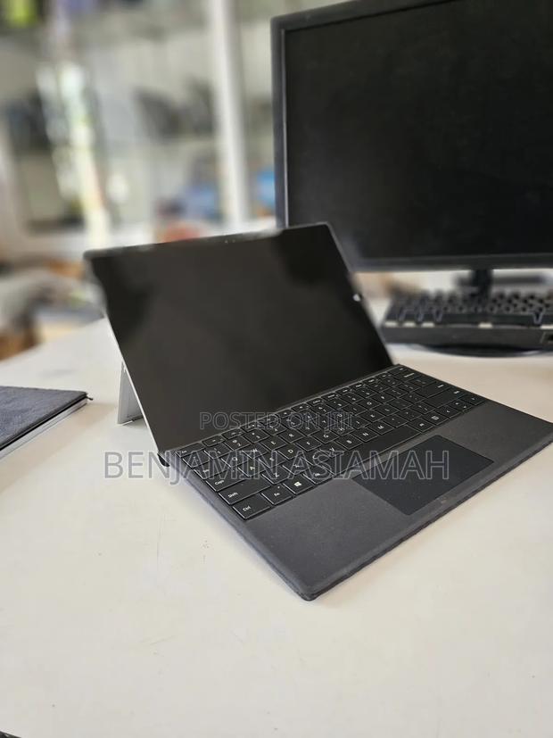 Laptop Microsoft Surface 3 4GB Intel Core i5 SSD 128GB · Photo 2