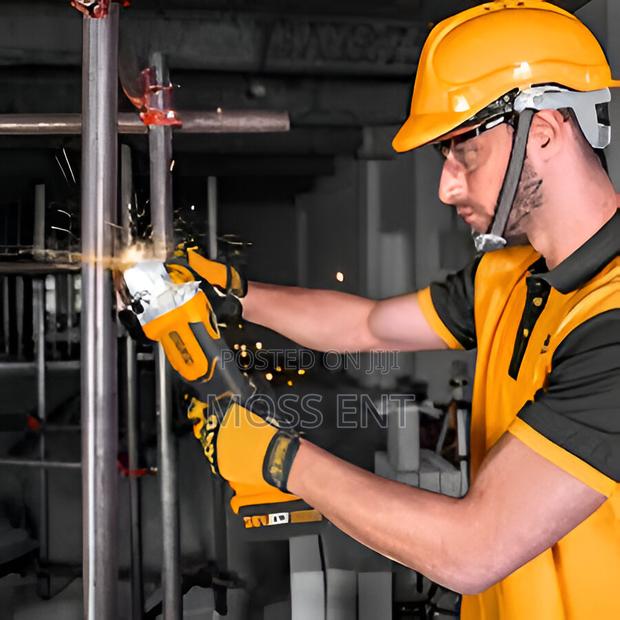 Ingco Lithium-Ion Angle Grinder 20v + Battery - Cagli · Photo 1