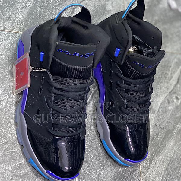 Jordan 6 Retro · Photo 3
