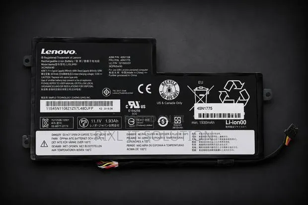 Lenovo 45N1773 Original Laptop Battery for ThinkPad X240 T460 Series · Photo 1