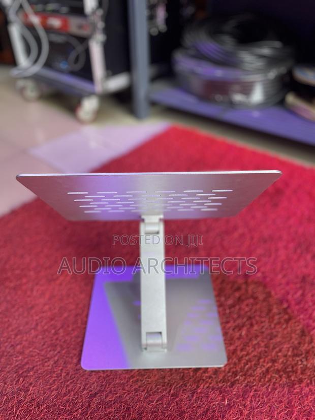Laptop Stand Adjustable · Photo 1