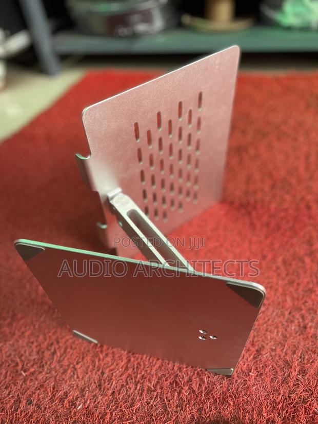 Laptop Stand Adjustable · Photo 2
