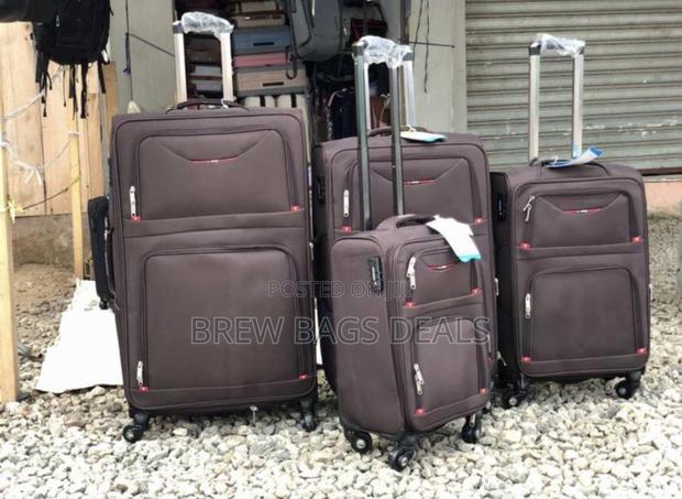 Original Branded Compass 4set Material Durable Traveling Bag · Photo 1