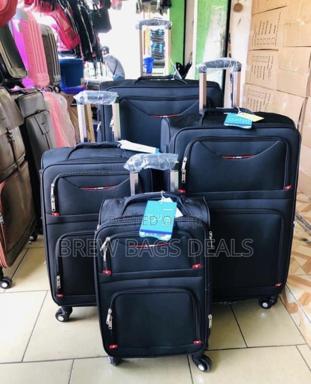 Original Branded Compass 4set Material Durable Traveling Bag · Photo 2