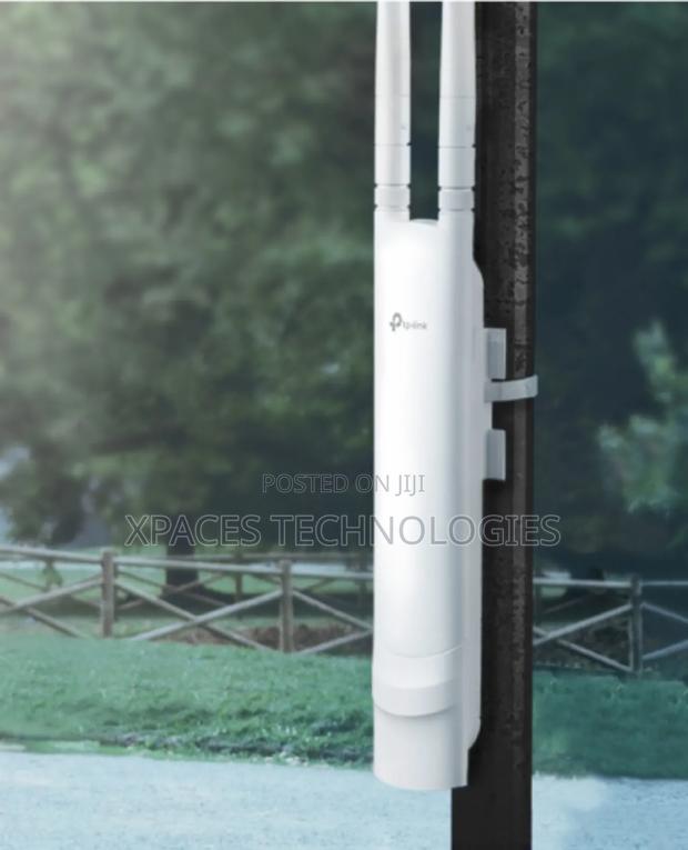 Tp-Link Eap225-Outdoor Ac1200 Indoor/Outdoor Access Point · Photo 2