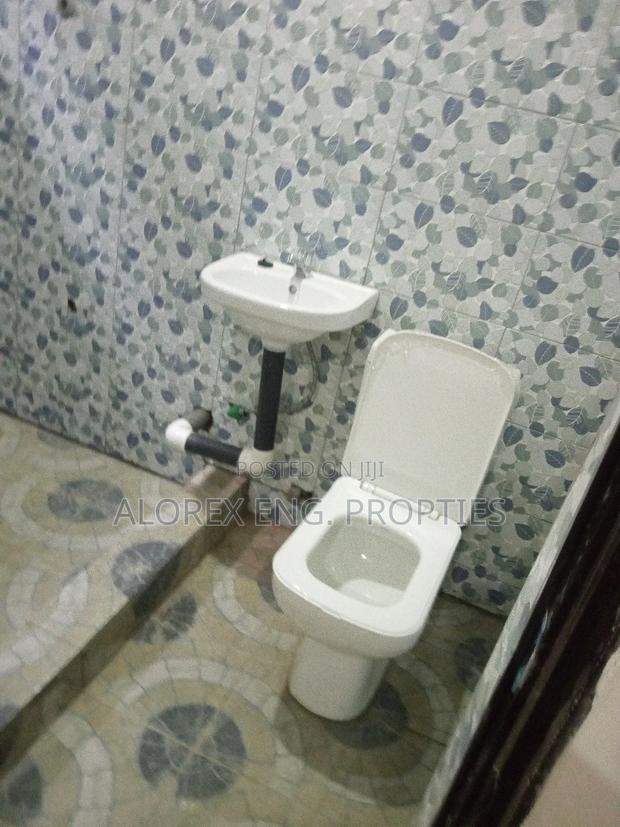 3bdrm House In Amrahia, Adenta For Sale · Photo 3