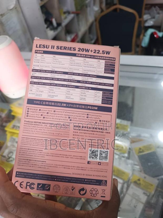 Remax Lesu Ii Series 20W +22.5W Fast Charging Power Bank · Photo 3