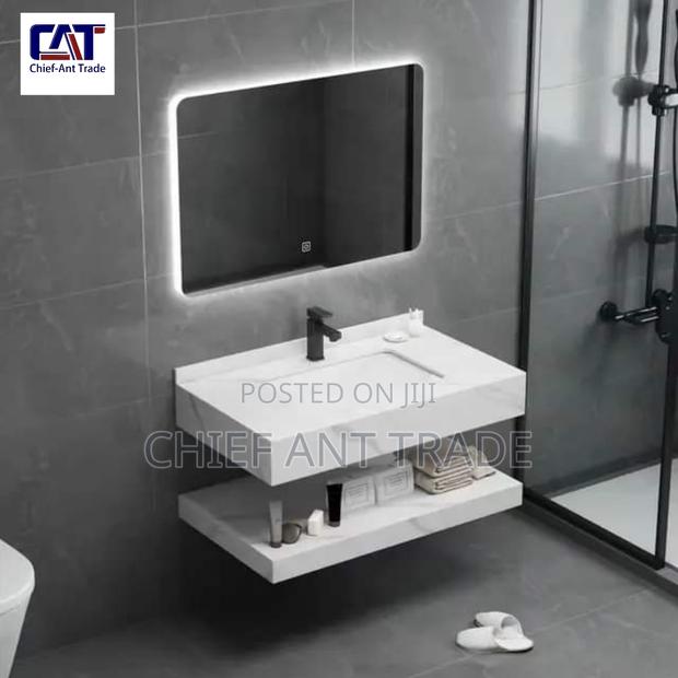 Basin With Touchscreen Mirrior 80cm. 2001-80 · Photo 1