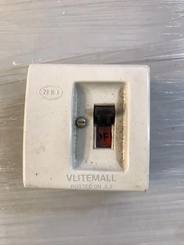 Distribution Board · Photo 1