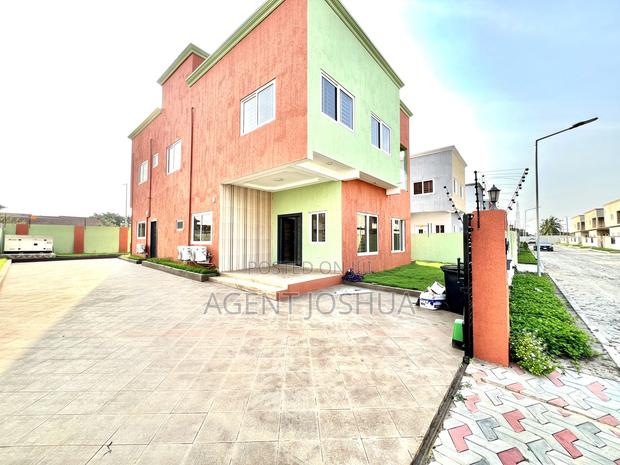 4bdrm House in Manet Court Estate, Airport Residential Area for rent · Photo 2