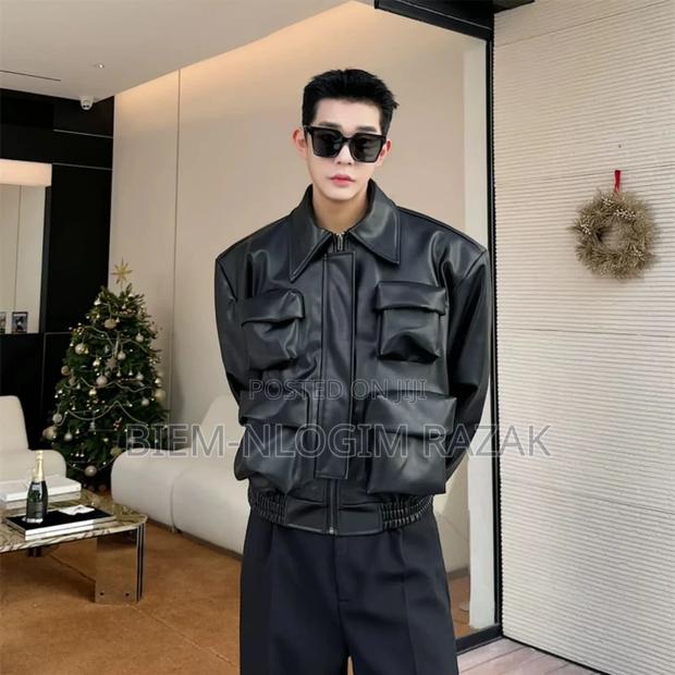 High Quality Leather Jacket Available in Stock · Photo 4