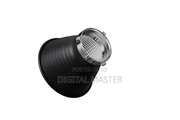 Godox RFT-19 Reflector (7") · Photo 2