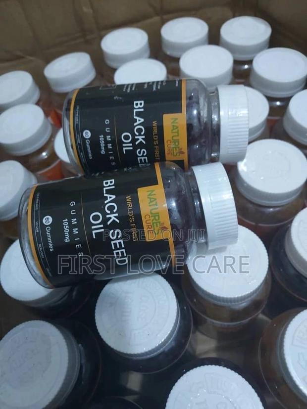 Nature's Cure Black Seed Oil Gummy · Photo 6
