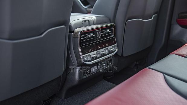 New Toyota Land Cruiser 2023 Black · Photo 7