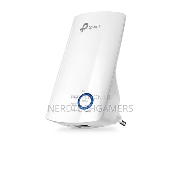 Tp-Link Wifi Range Extender Tl-Wa850re · Photo 2