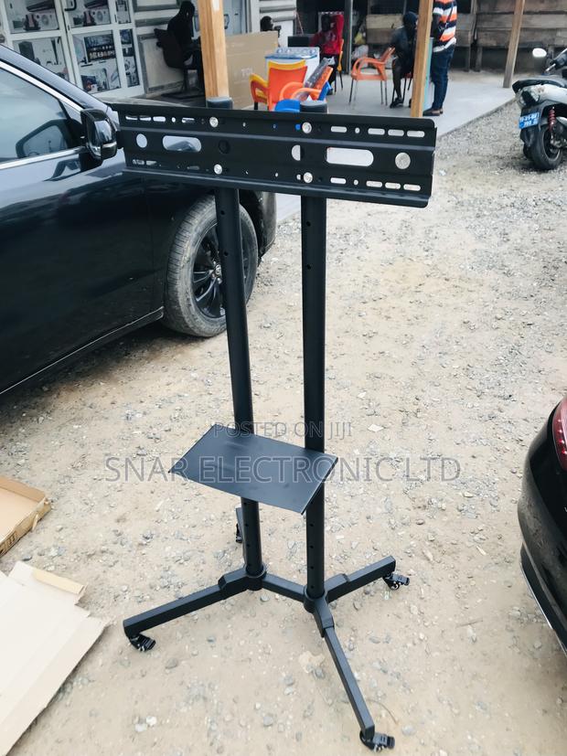 Better Mobile TV Stand Rolling Movable for Most 32"-70" · Photo 1