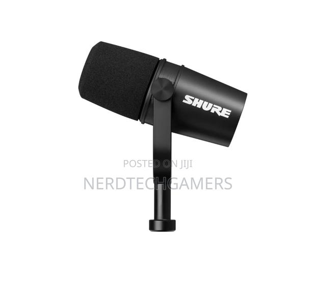 Shure Mv7x XLR Podcast Microphone · Photo 2
