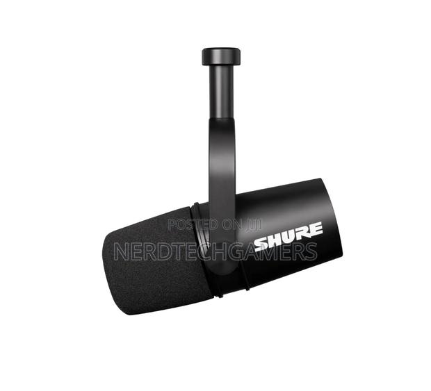 Shure Mv7x XLR Podcast Microphone · Photo 4