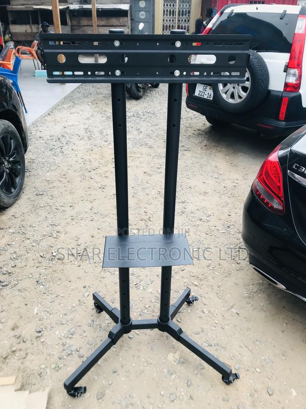 Highly Stronger Mobile TV Stand Rolling Movable for 32"-70 · Photo 1