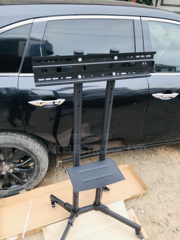 Highly Perfect Mobile TV Stand Rolling Movable for 32"-70 · Photo 1