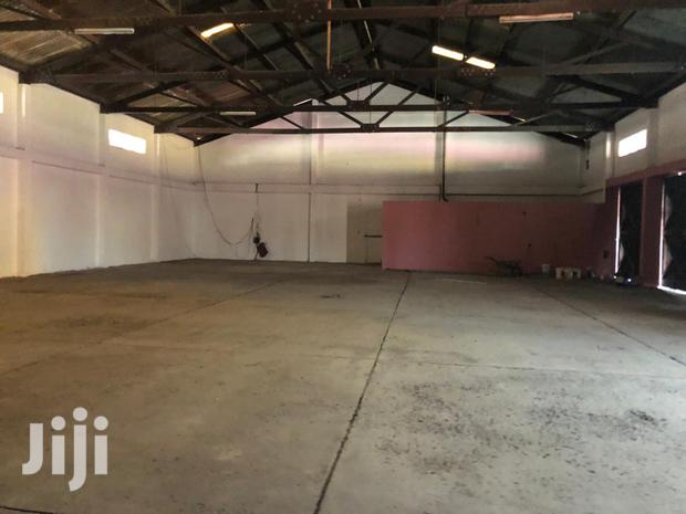 Warehouse For Rent · Photo 3