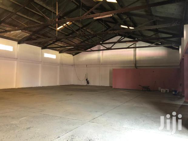 Warehouse For Rent · Photo 4