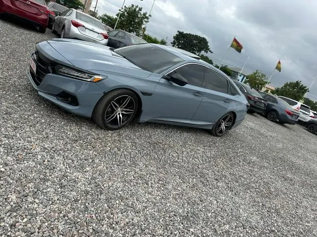 Honda Accord Touring 2.0T 2022