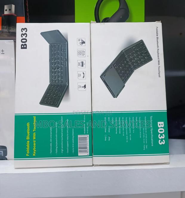Foldable Bluetooth Keyboard With Touchpad · Photo 1