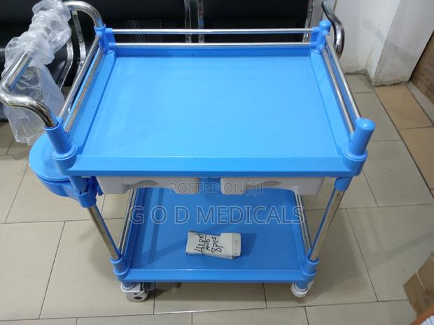 Instrumental Trolley · Photo 1