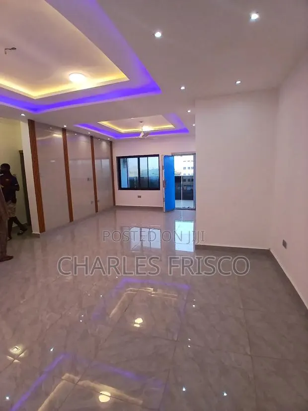 Executive 2bedroom Apartment for Rent Around Ogbojo St Peters · Photo 1