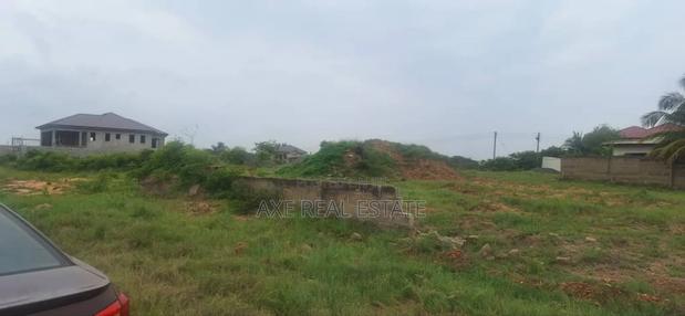 Fine Verified Gated Lands at Prampram Beach Road · Photo 1