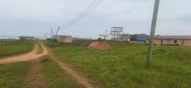 Neat Residence Half Plot Promo at Tema Community 25 · Photo 1