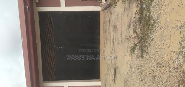 Warehouse Is on Sales at Essreso Adagya · Photo 5