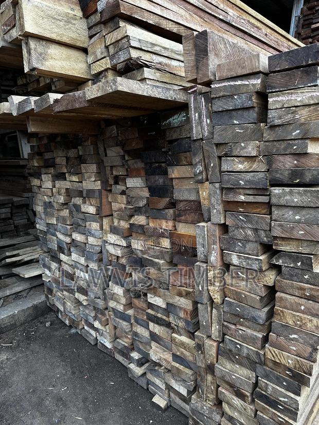 Dahoma /2x6 / 2x4 / 2x3 / 2x2 / Timber · Photo 1