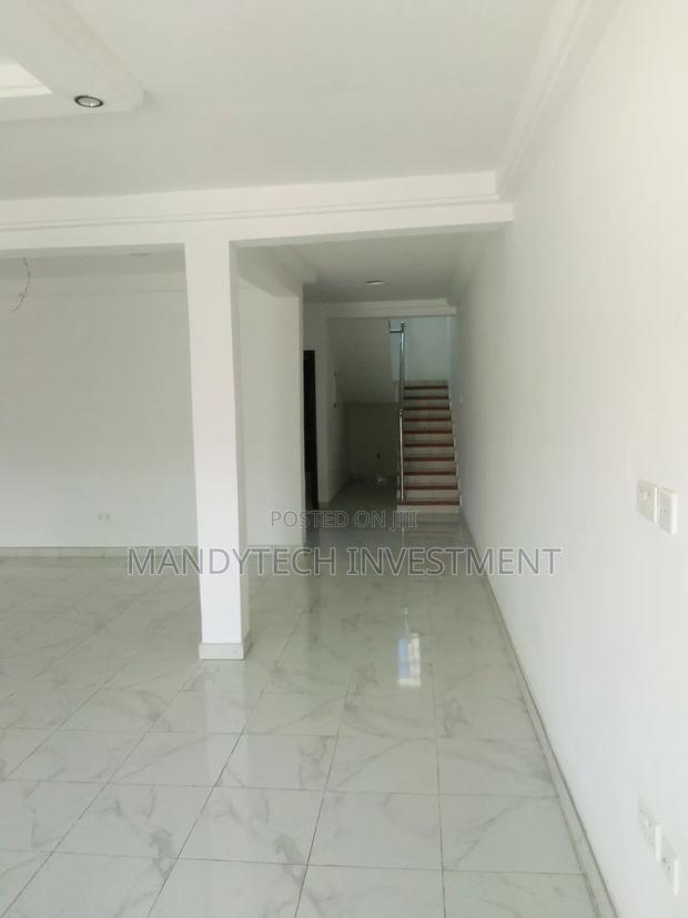 3bdrm Duplex in Oyarifa Mall Area for sale · Photo 8