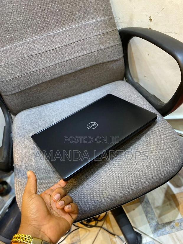 New Laptop Dell Latitude 14 5480 8GB Intel Core I3 SSD 128GB · Photo 4