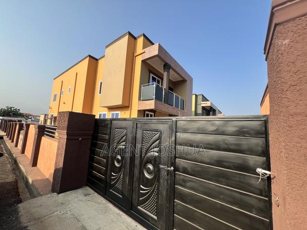 4bdrm House in Justice Tawiah, Spintex for sale · Photo 8