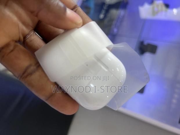 Airpods Pro 2nd Gen · Photo 2